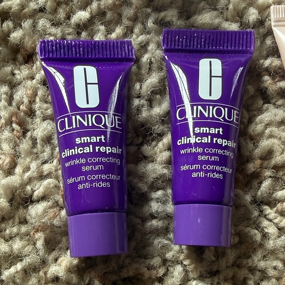 Clinique Makeup Collection - Purple, Green, Pink - Picture 4 of 16